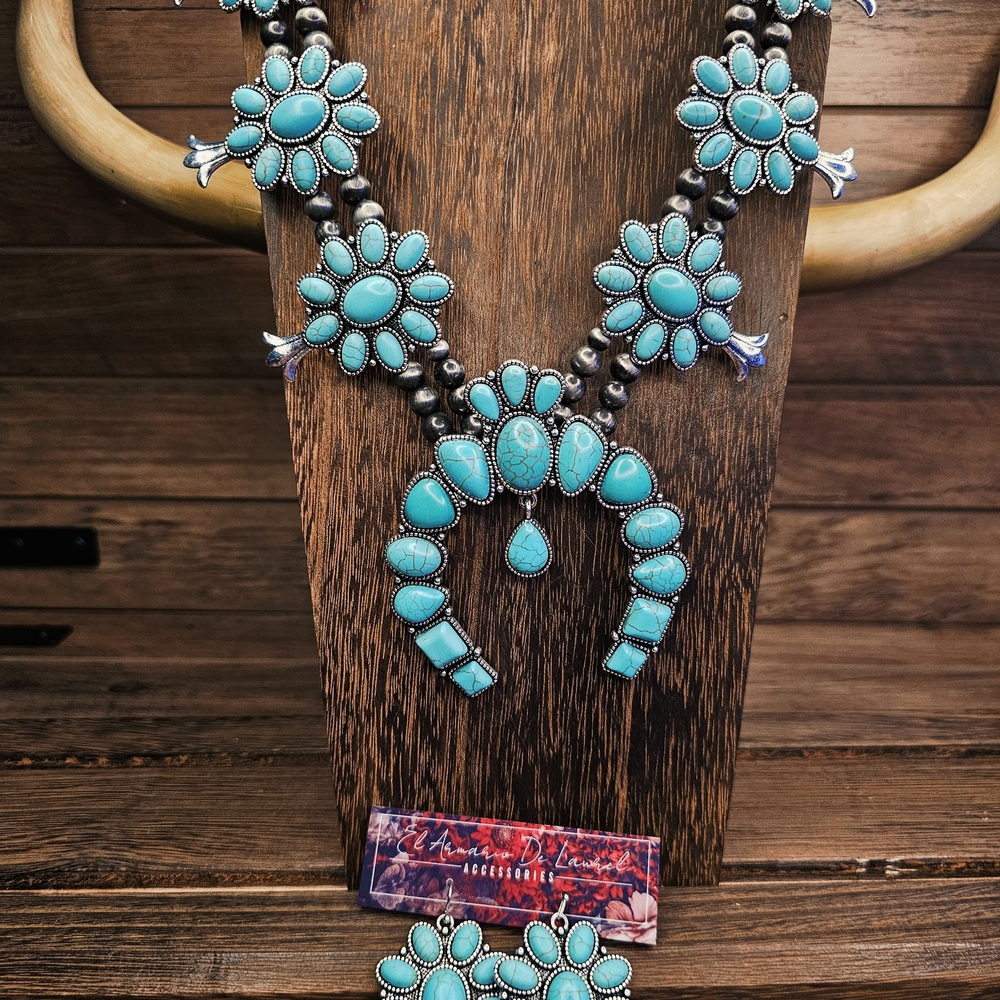Turquoise Floral Necklace Set